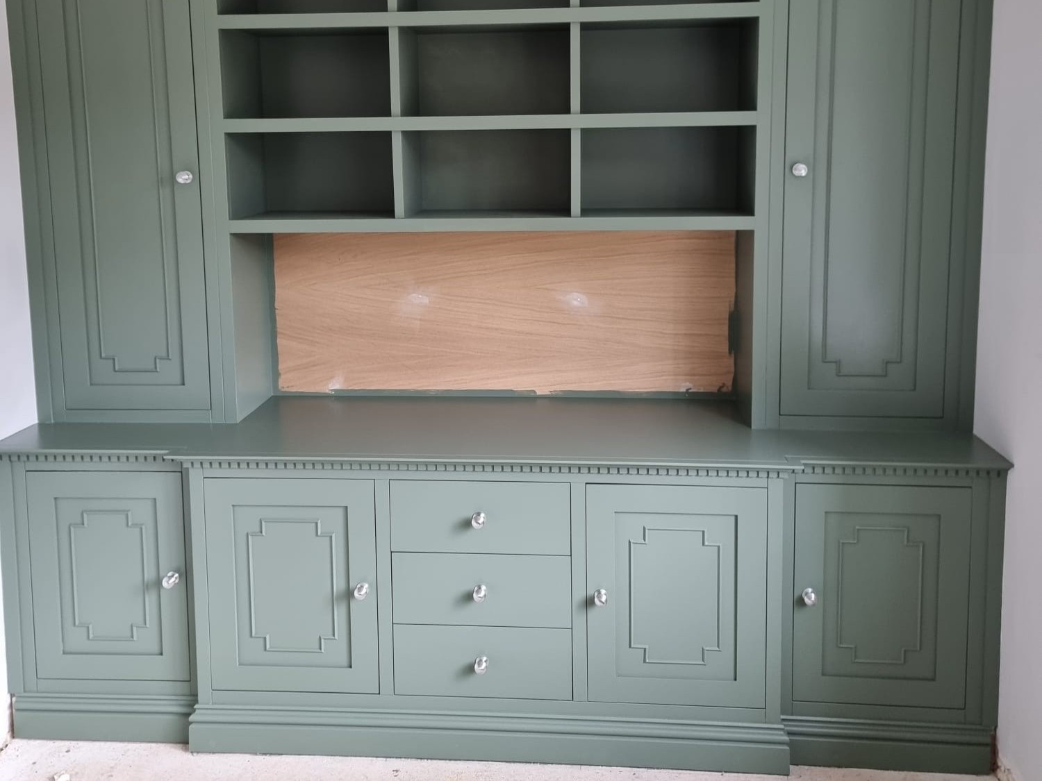 MR MDF and Oak Veneered Poplar Ply Dresser